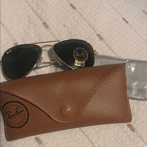 Ray-Ban Gold Aviator Sunglasses with Brown Case